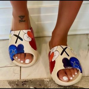 Kanye West Yeezy x KAWS slides mens 13